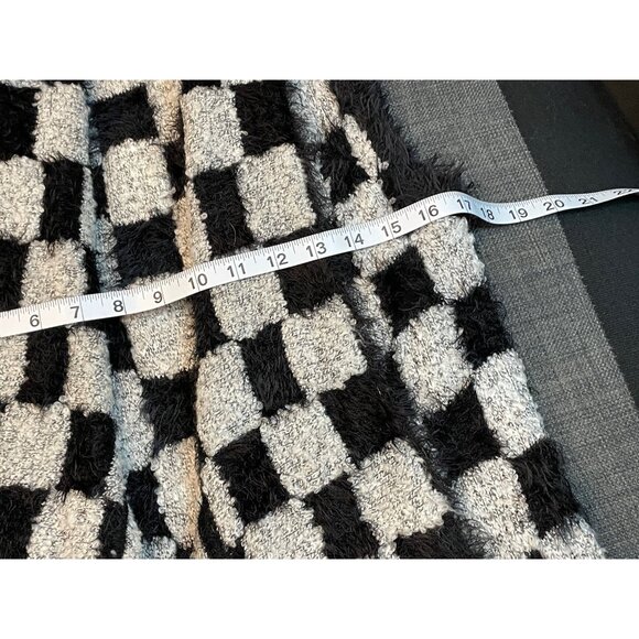 Milano Checkered Black White Sleeveless Fuzzy Knit Vest Sz Small - Picture 6 of 7